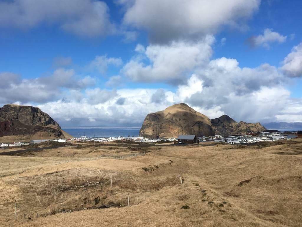 Ofanleiti Cottages Vestmannaeyjar Exterior photo